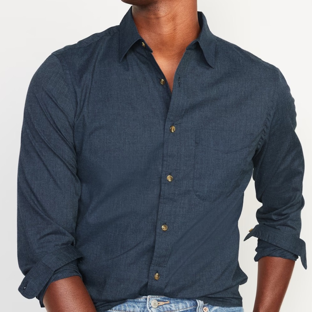 Old Navy slim fit men’s blue button down shirt size XL